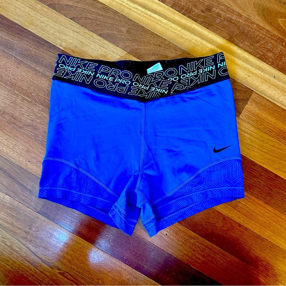 Nike pro v waist shorts